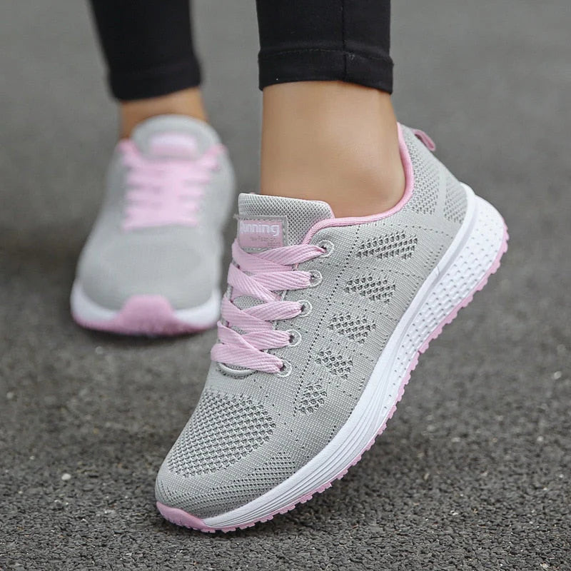 Femme | Chaussures sport à semelle épaisse et laçage ajustable