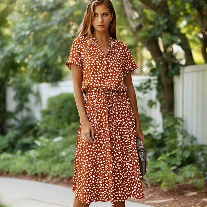 Femme | Robe midi à coupe droite et silhouette épurée