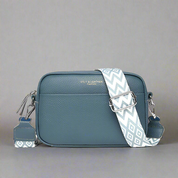 Femme | Sac bandoulière avec surface lisse et fermeture zippée