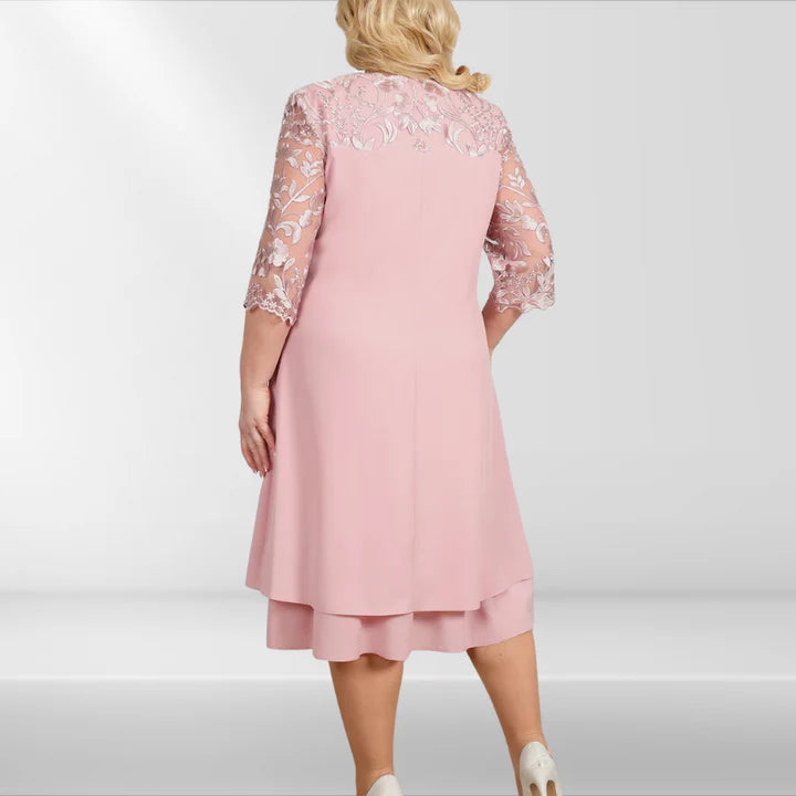 Femme | Robe longue grande taille avec motifs brodés répartis