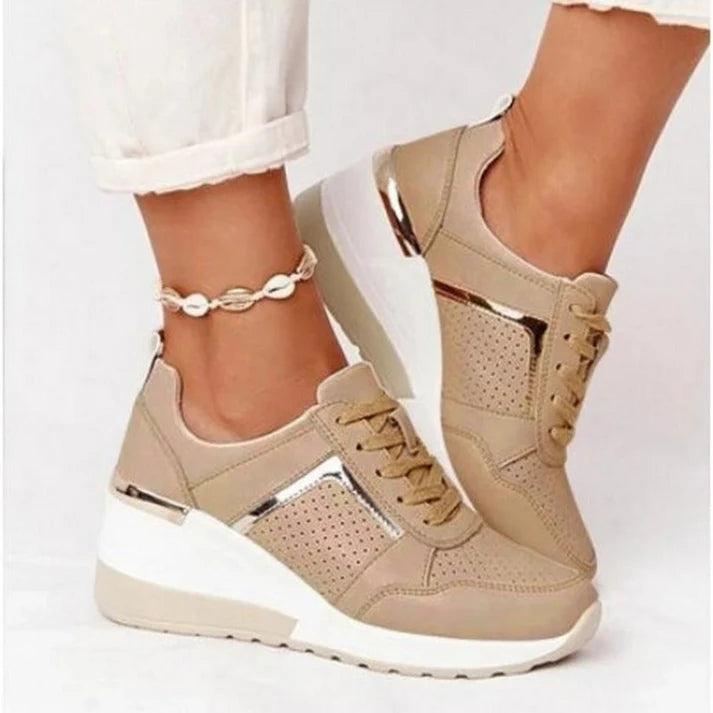Femme | Chaussures sport à lacets avec semelle compensée profilée