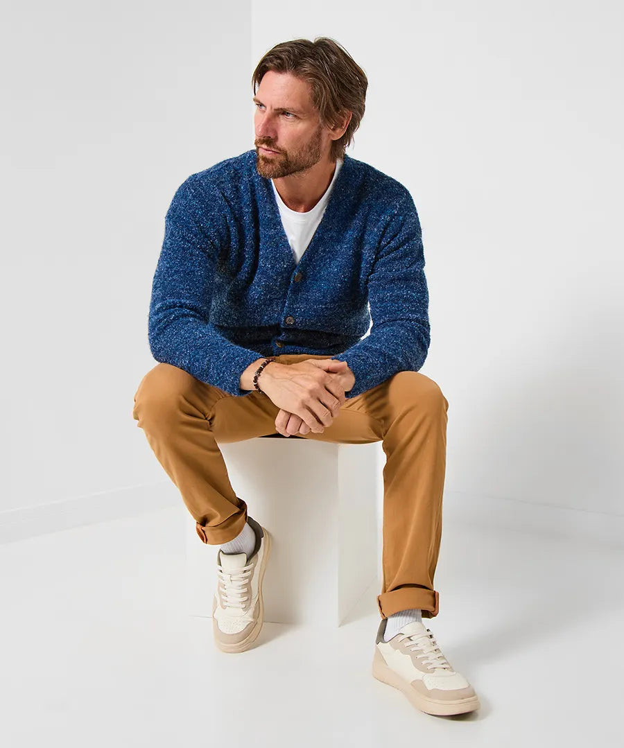 Homme | Pull tricoté à col en V et manches longues