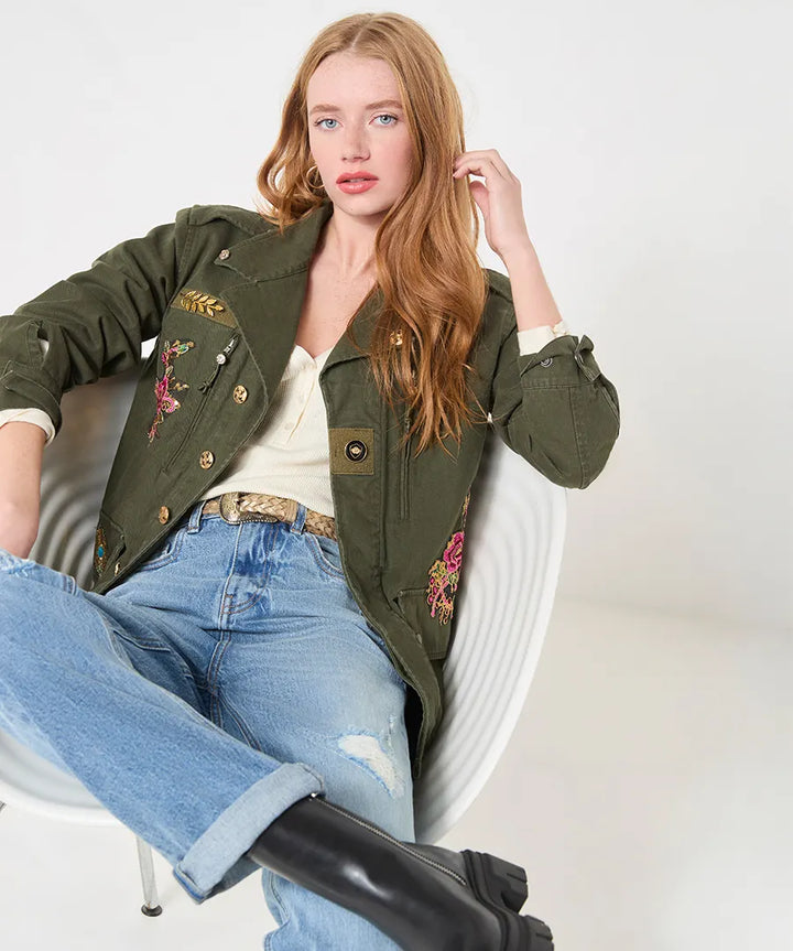 Femme | Veste utilitaire à poches multiples et boutons décoratifs
