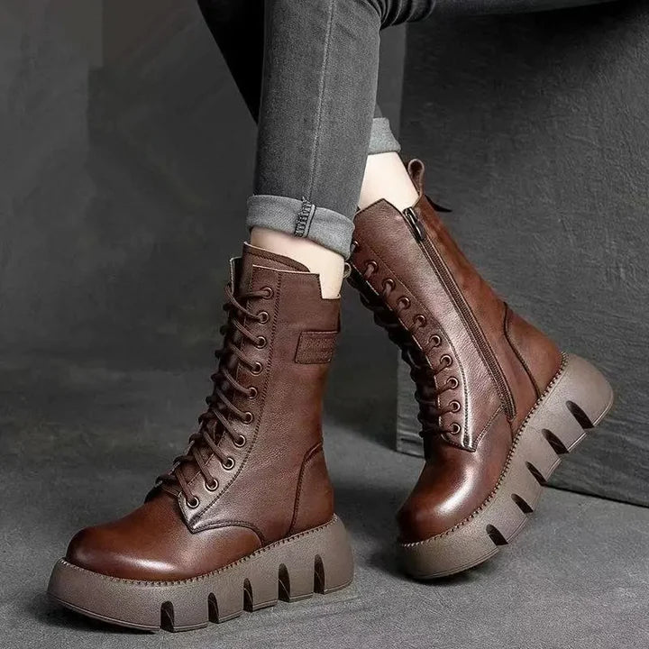 Femme | Bottes mi-hautes à lacets avec semelle crantée et bout arrondi